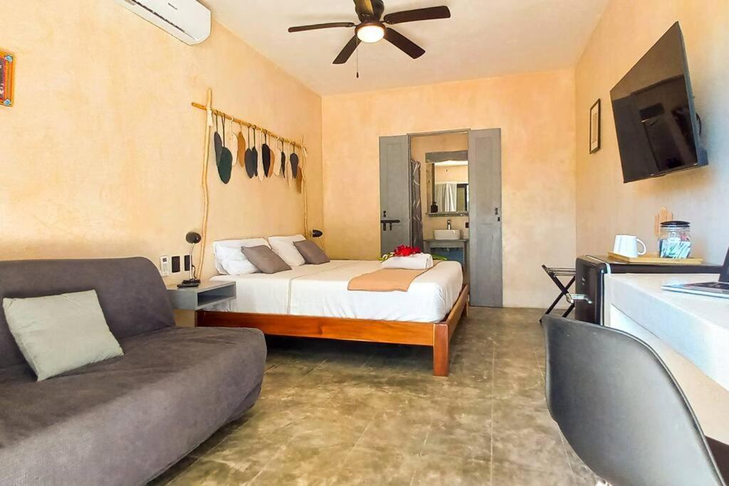 Charming Colonial-Style Room In The Heart Of Valladolid Eksteriør bilde